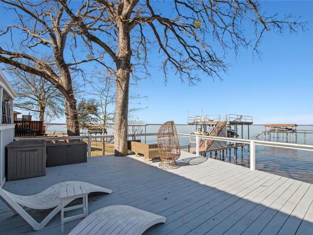 224 Harbor Drive