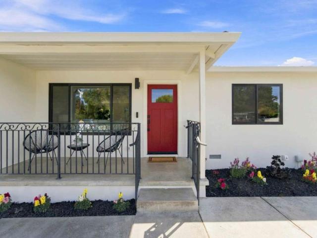 224 Ivy Drive