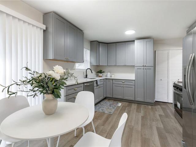 224 Manchester DR