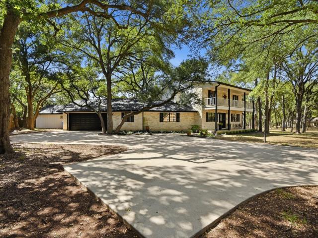 224 Maple Dr