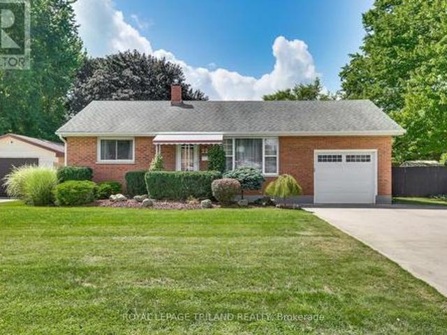 224 Mckellar Street, Strathroy Caradoc Sw, ON, N7G 2Y5 house for sale | Listing ID X13744 | Royal LePage