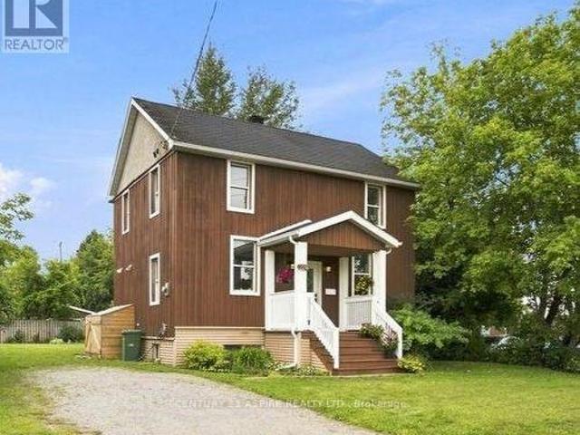 224 Nelson Street, Pembroke, ON, K8A 3N2 house for sale | Listing ID X13732 | Royal LePage