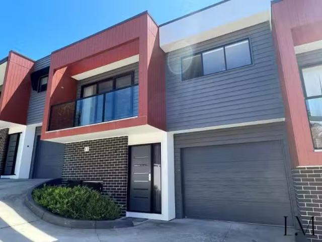 2/24 Spruce Street, North Lambton House for rent Listed by Jo.