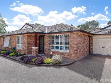 Warners Bay, Newcastle - Parking