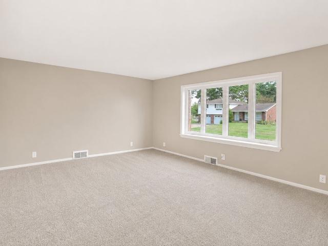 224 White Oak Drive