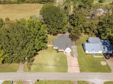 224 Willow Dr, Adamsville, TN 38310 | MLS #10207