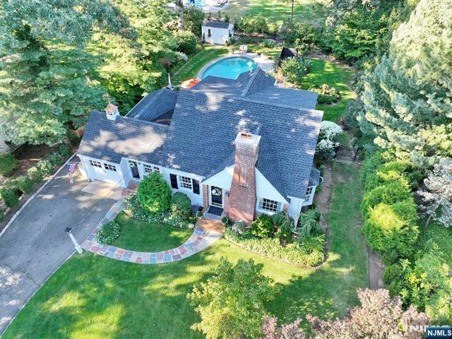 224 Van Houten Avenue