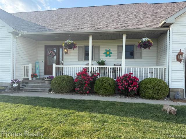 22550 W Ferden Road