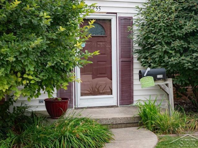 2255 Mayfield Road