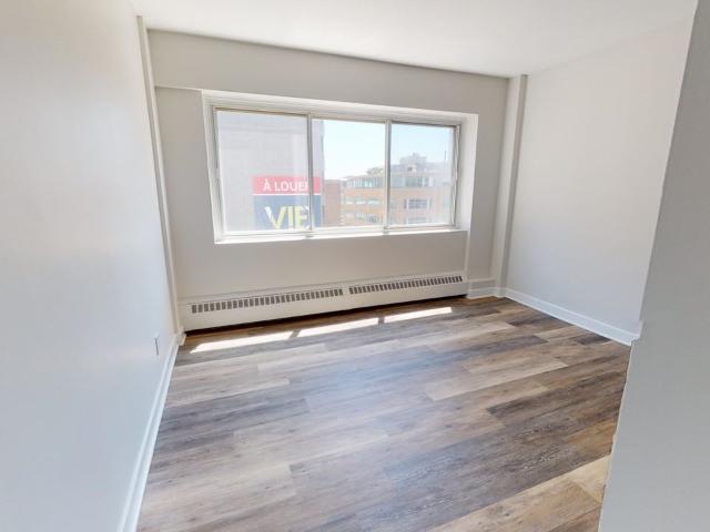 2255 Saint Mathieu 2 Bedroom Apartment for Rent at 2255 Rue Saint Mathieu, Montréal, QC H3H 2J6