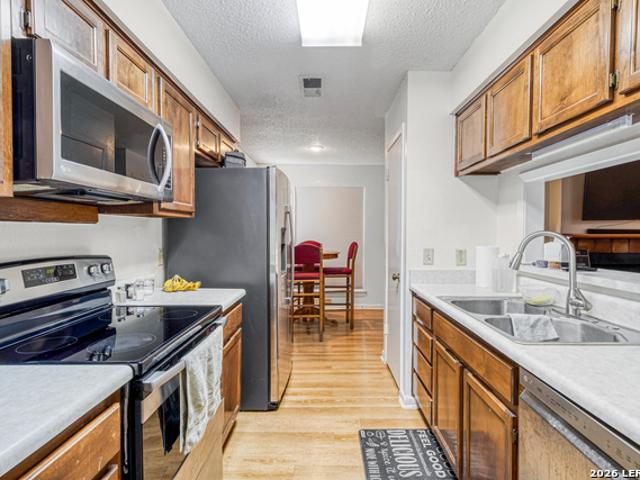 2255 Thousand Oaks Dr, Unit 605