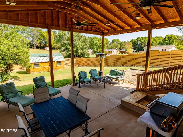 2256 Franklin dr Drive