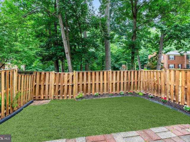 2256 Gunsmith Square