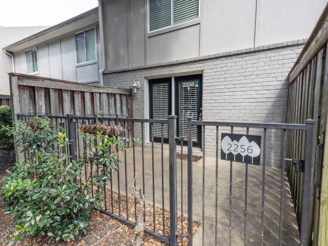 2256 w germantown sq