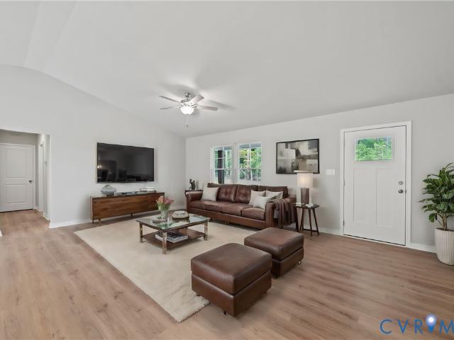2259 Kennington Parkway North