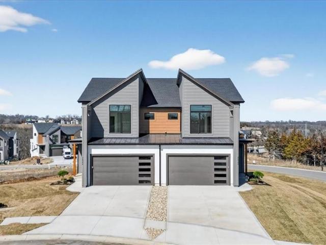 22502 W 93rd Ter, Lenexa, KS 66227 | MLS #2603