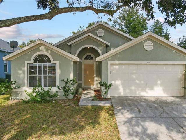 2250 Rockwood Dr, 3 beds, 2 full baths