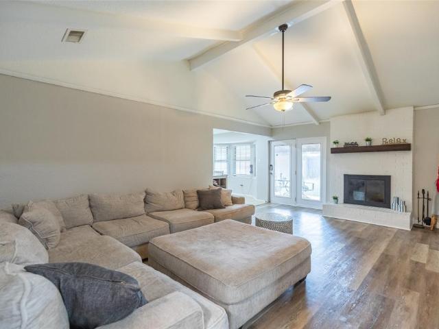 2250 Shere Lynne Drive