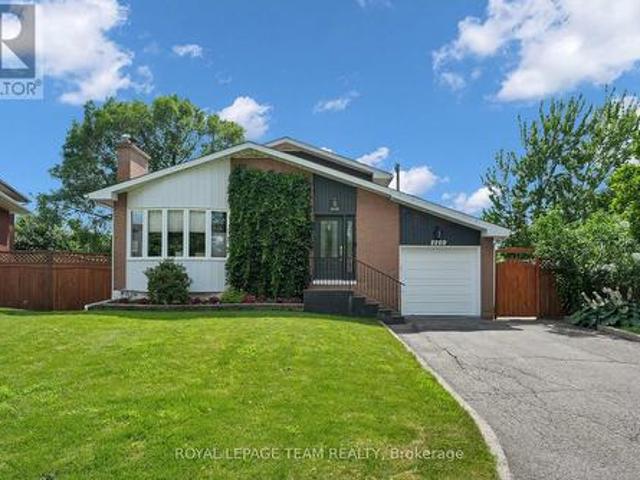 2250 Urbandale Drive, Ottawa, ON, K1G 3G6 house for sale | Listing ID X13548 | Royal LePage