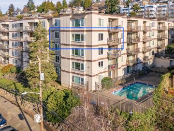 2253 Gilman Dr W, Unit 406, Seattle, WA 98119 | MLS #2512