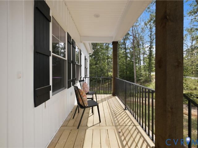 2253 Kennington Parkway North