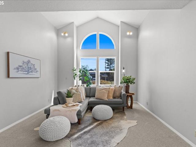 2253 SE 74TH AVE