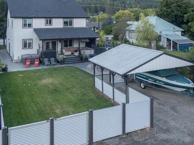 2253 Shuswap Avenue, Lumby, BC, V0E 2G0 house for sale | Listing ID 10379 | Royal LePage