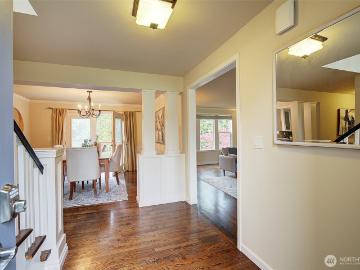 225 131st Ave NE, Bellevue, WA 98005 | MLS #2526