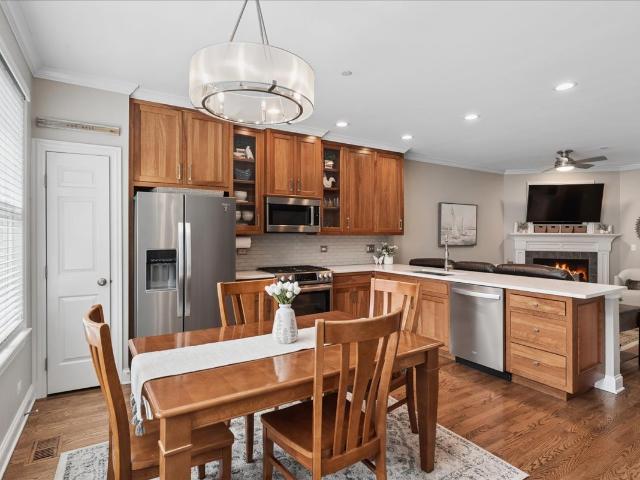 225 5th Street