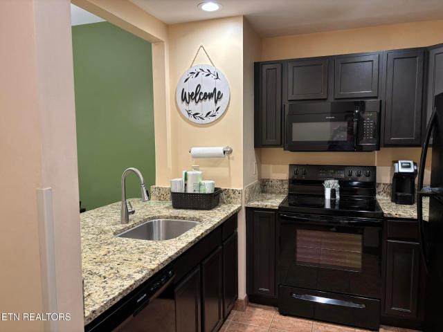 225 Collier Dr, Unit 1313, Sevierville, TN 37862 | MLS #1337