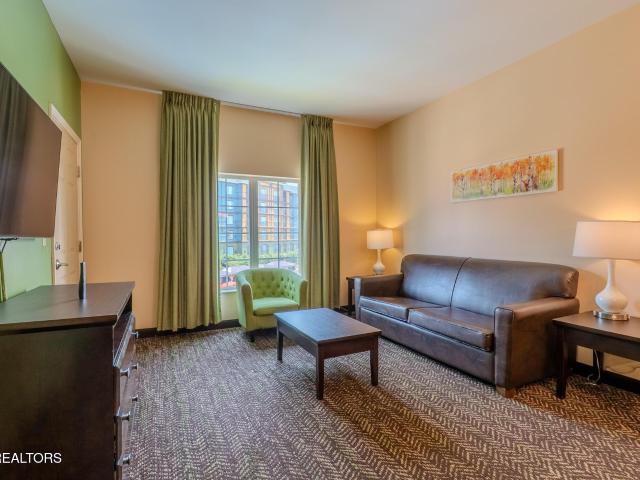 225 Collier Drive 2212