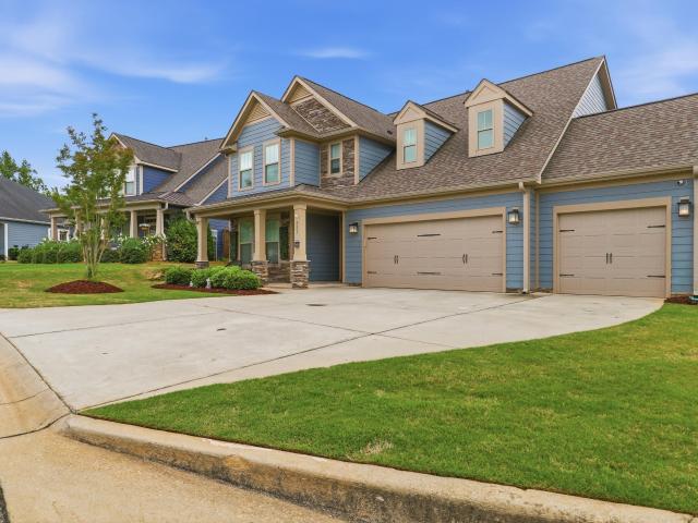 225 Coronet Lane