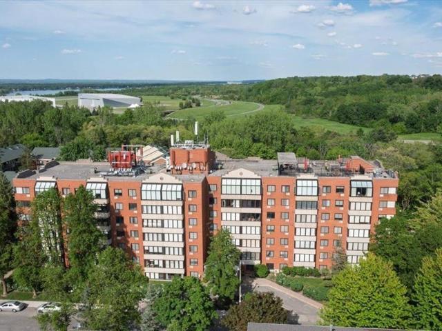 225 Alvin Road Unit 613 Move In Ready! 225 Alvin Road Condo for Rent