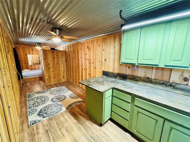 225 Ave J