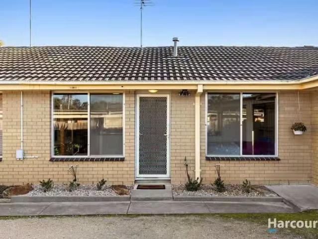 2/25 Bakewell Street, Herne Hill, VIC 3218 Unit for Rent