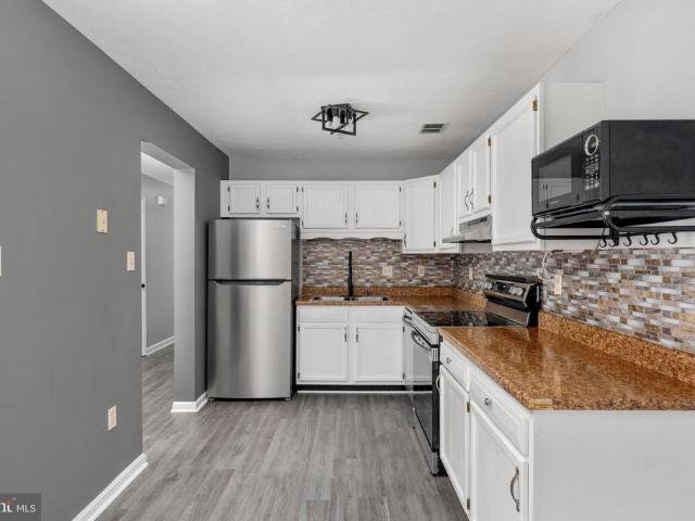 225 Brandy Court # J 3