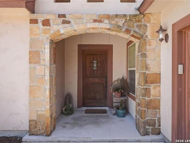 225 Greenway Dr