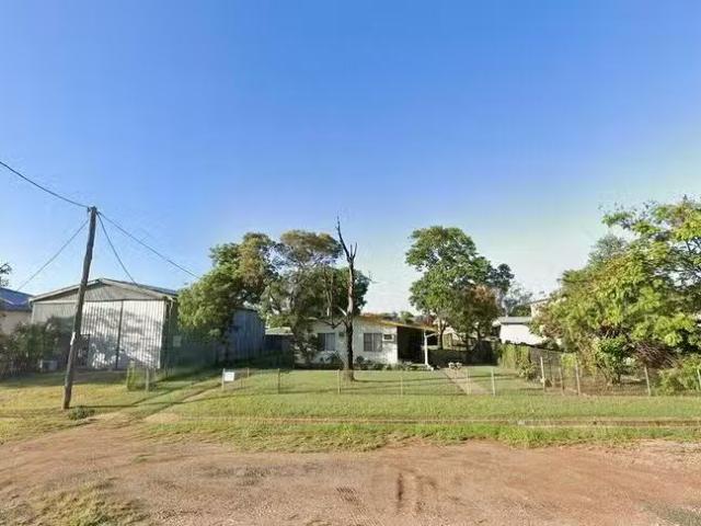 2/25 Douglass Street, Clermont, QLD 4721