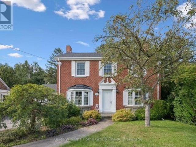 225 Elora Street, Centre Wellington Fergus, ON, N1M 1Y9 house for sale | Listing ID X13767 | Royal LePage