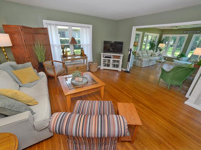 225 Forest Park Place