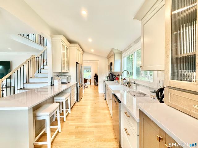 225 Hoyt Street, Darien, US, CT