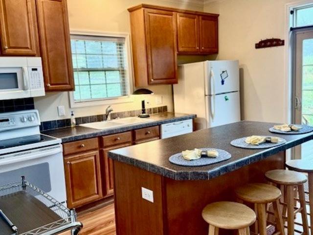 225 High Meadows
