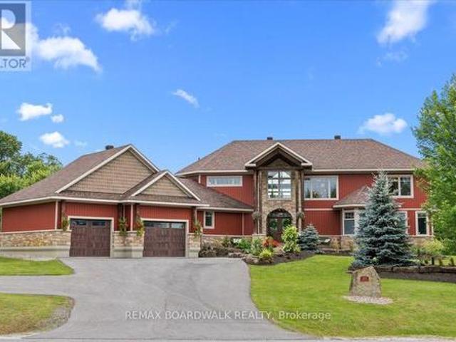 225 Hillcrest Drive, Mississippi Mills, ON, K0A 1A0 house for sale | Listing ID X13601 | Royal LePage