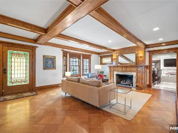 225 Hillside Avenue, Nutley, US, NJ