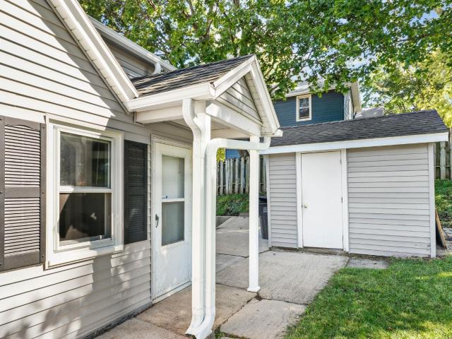 225 Hillside Avenue