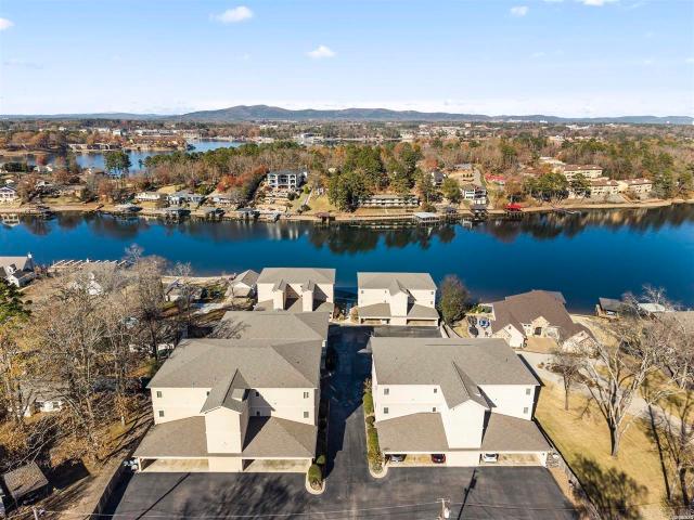 225 Lookout Point # C3