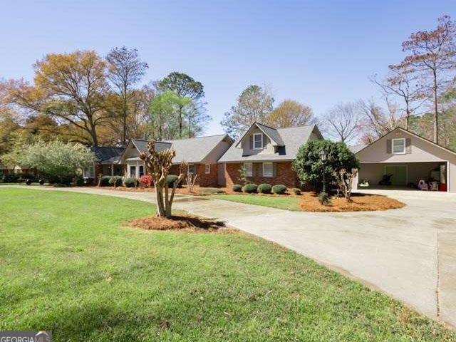 225 Meadowlark Lane