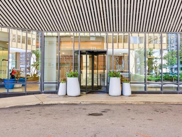 225 N Columbus Drive # 6103