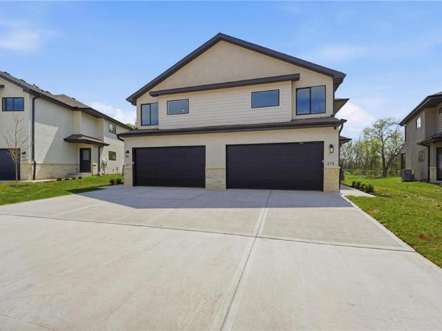225 NW Orchard Court