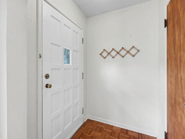 225 Smith Avenue